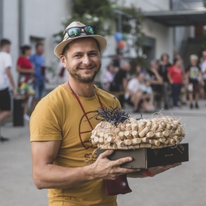 Pekné víno s rozhľadom 2021