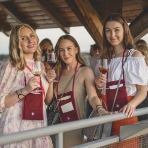 Pekné víno s rozhľadom 2022